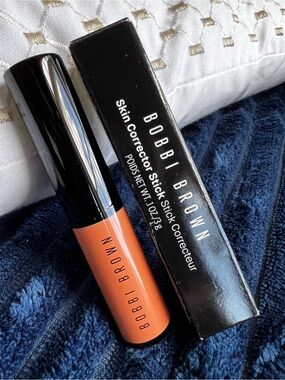 Bobbi Brown Skin Corrector Stick - Deep Peach Orange